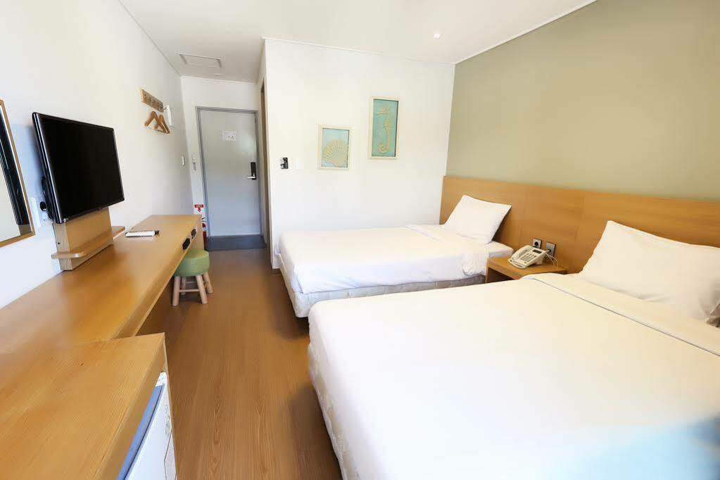 Sims Hotel 제주 외부 사진