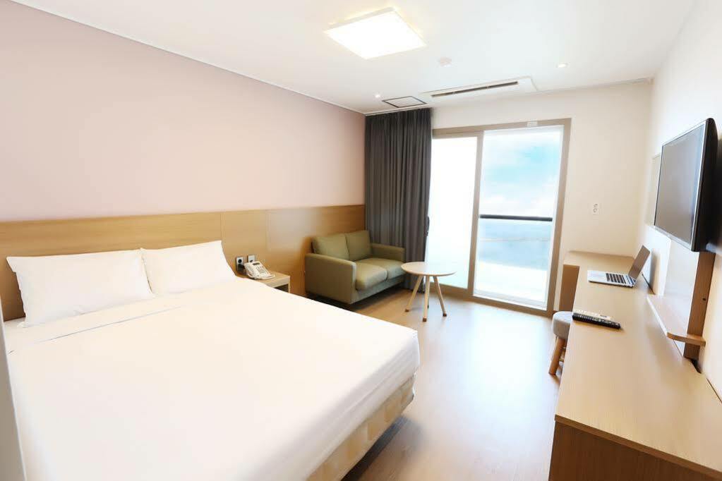 Sims Hotel 제주 외부 사진